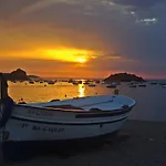 Lets Holidays 3 In Apartament *