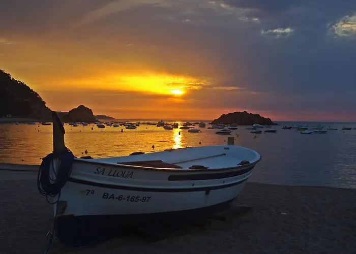 Lets Holidays Beach Apartment 3 In Tossa De Mar Apartment *